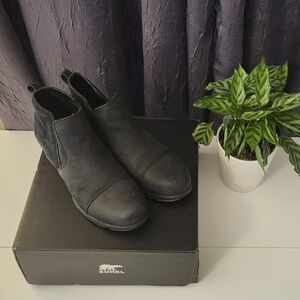 Black Women's Sorel Boots